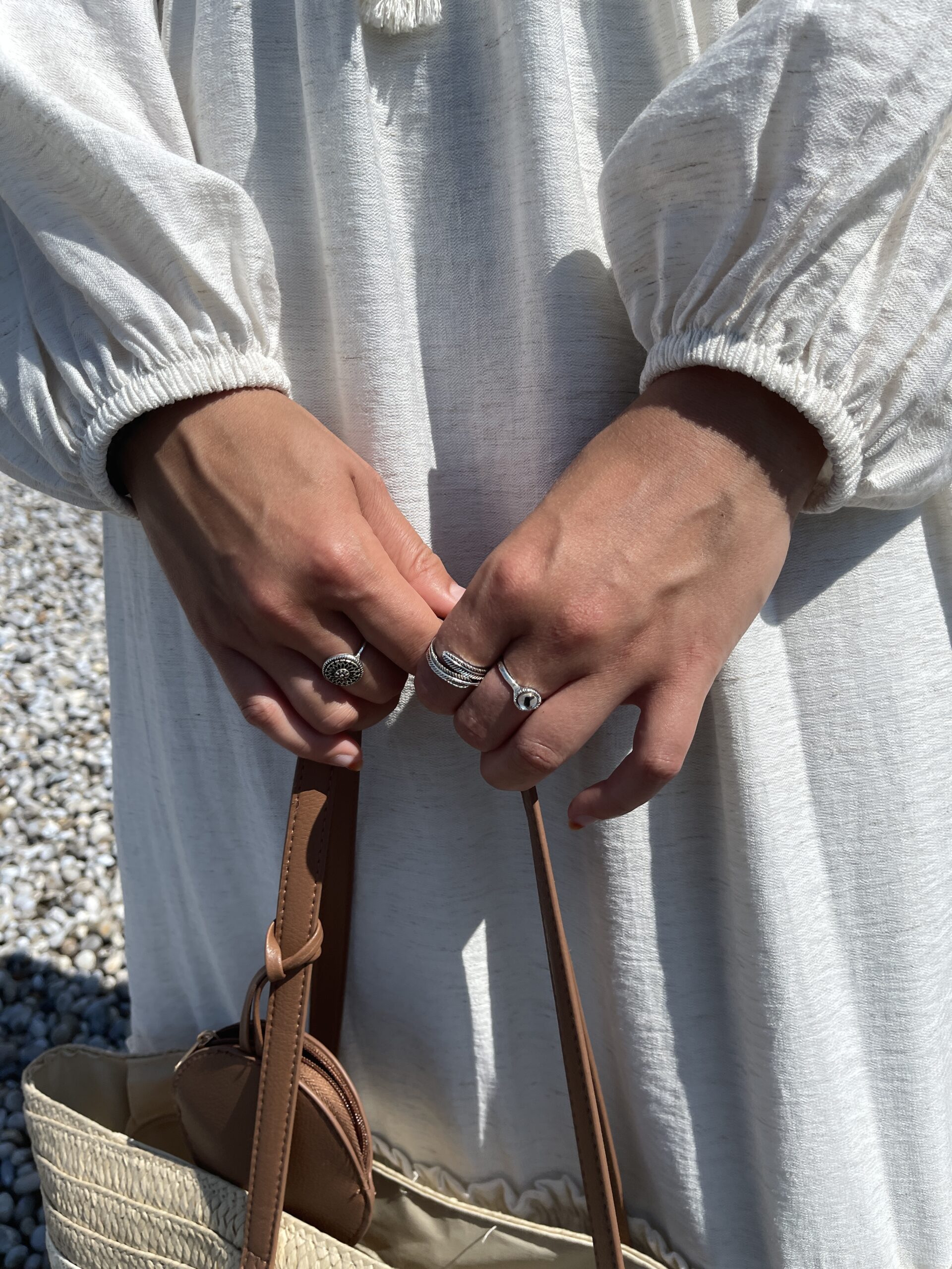 5B0AE7FC-ED7F-4842-94F8-B8B24F2E0A1C