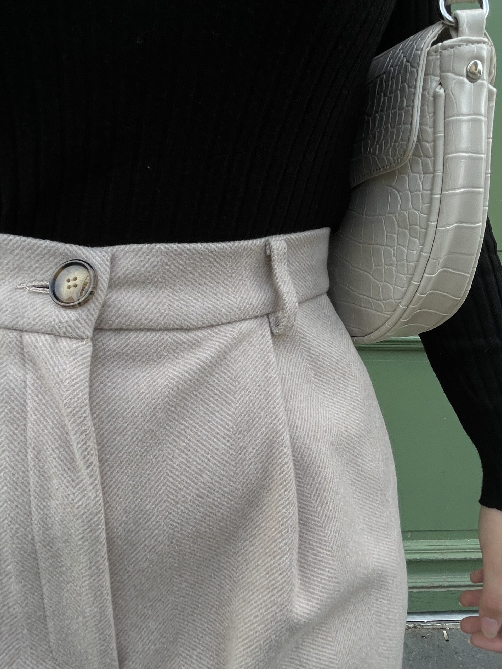 2C651622-B88F-48EE-A1DD-4A5D73EDBB2F